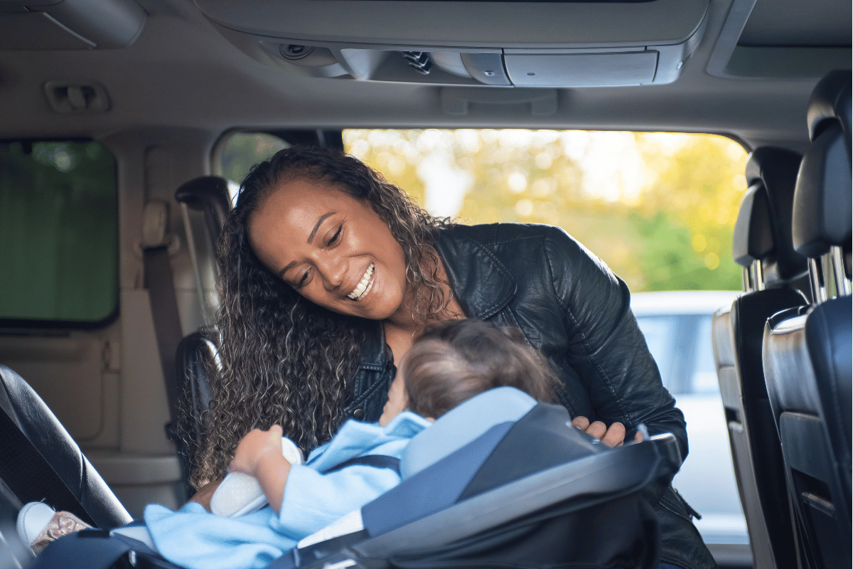 How to Maintain Your Newborn's Routine When Traveling For Spring Break