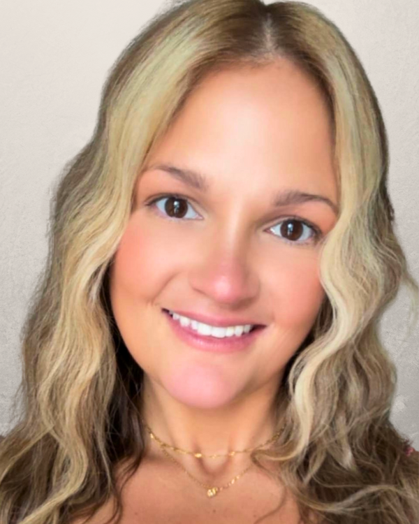 Headshot of Courtney Dovel