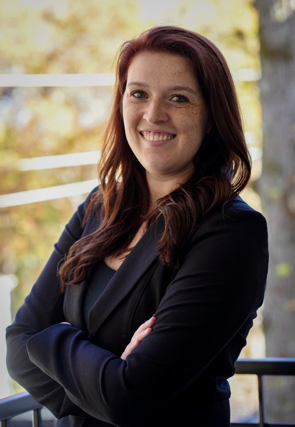 Headshot of Jenna Arend 